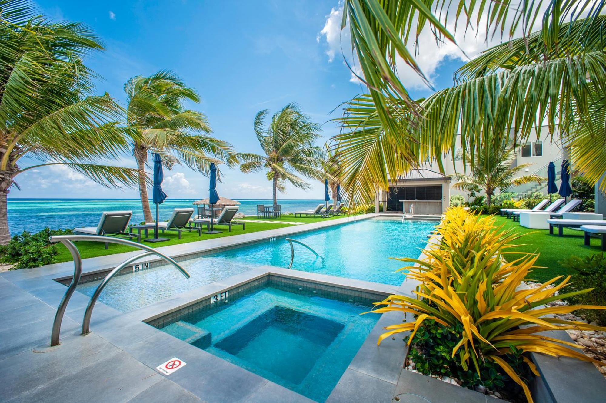 Black Urchin Boutique Resort Bodden Town ภายนอก รูปภาพ
